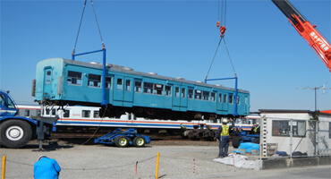 中古鉄道車両輸出